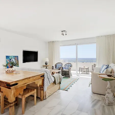 Puerto Banus Harbour View 公寓 马尔韦利亚